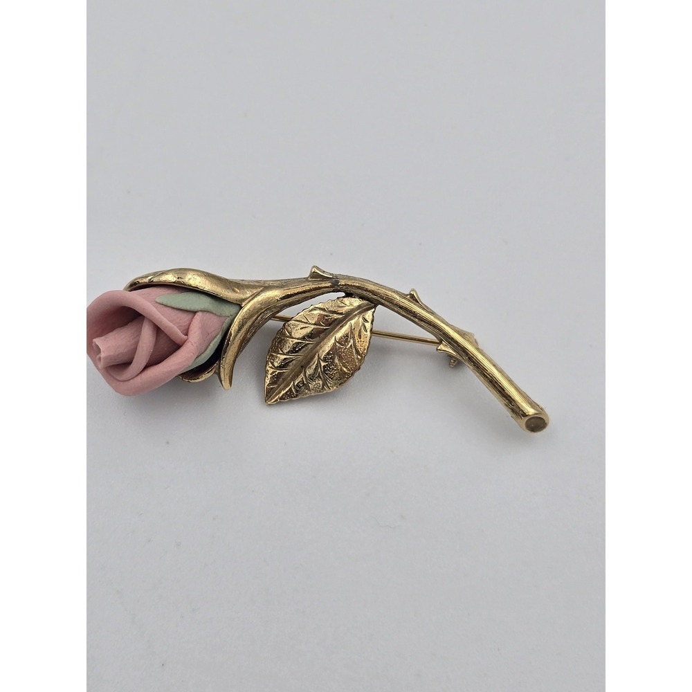 Vintage Gold Tone Pink Rose Bud Flower Leaf Brooch Pin